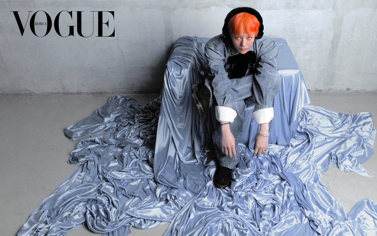 Vogue Kor: What kind of year do you want 2025 to be?

#GDRAGON : I will greet you with a new song in 2025. Please look forward to it because I will surprise you again one day. 🙂

😍😍Yay more new songs