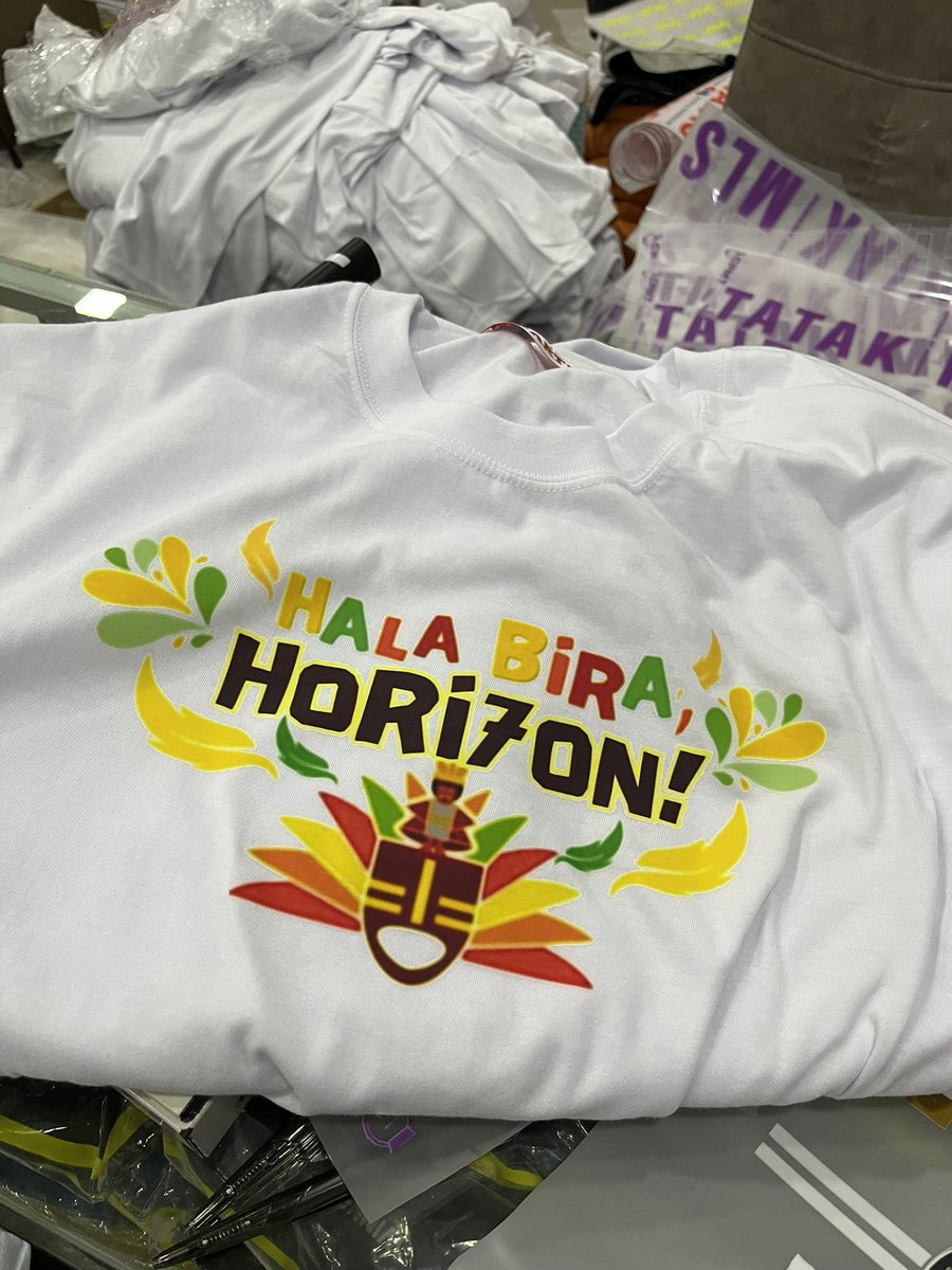 tnlkheea's tweet photo. what if HORI7ON wears the t-shirts we gifted them during their last visit to Iloilo? what ifffff 😭 https://t.co/jUqqGmKEFg