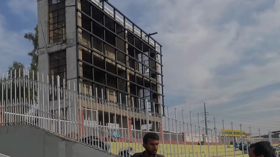 developingpak's tweet image. #Rawalpindi Cricket Stadium Update!

 Renovations are underway for the ICC Champions Trophy 2025! Highlights include:
✅ 12,000 new seats
✅ Upgraded hospitality &amp;amp; media boxes
✅ Improved floodlights

 #ChampionsTrophy2025 #StadiumUpgrades #PindiStadium2025 #PCB #ICC