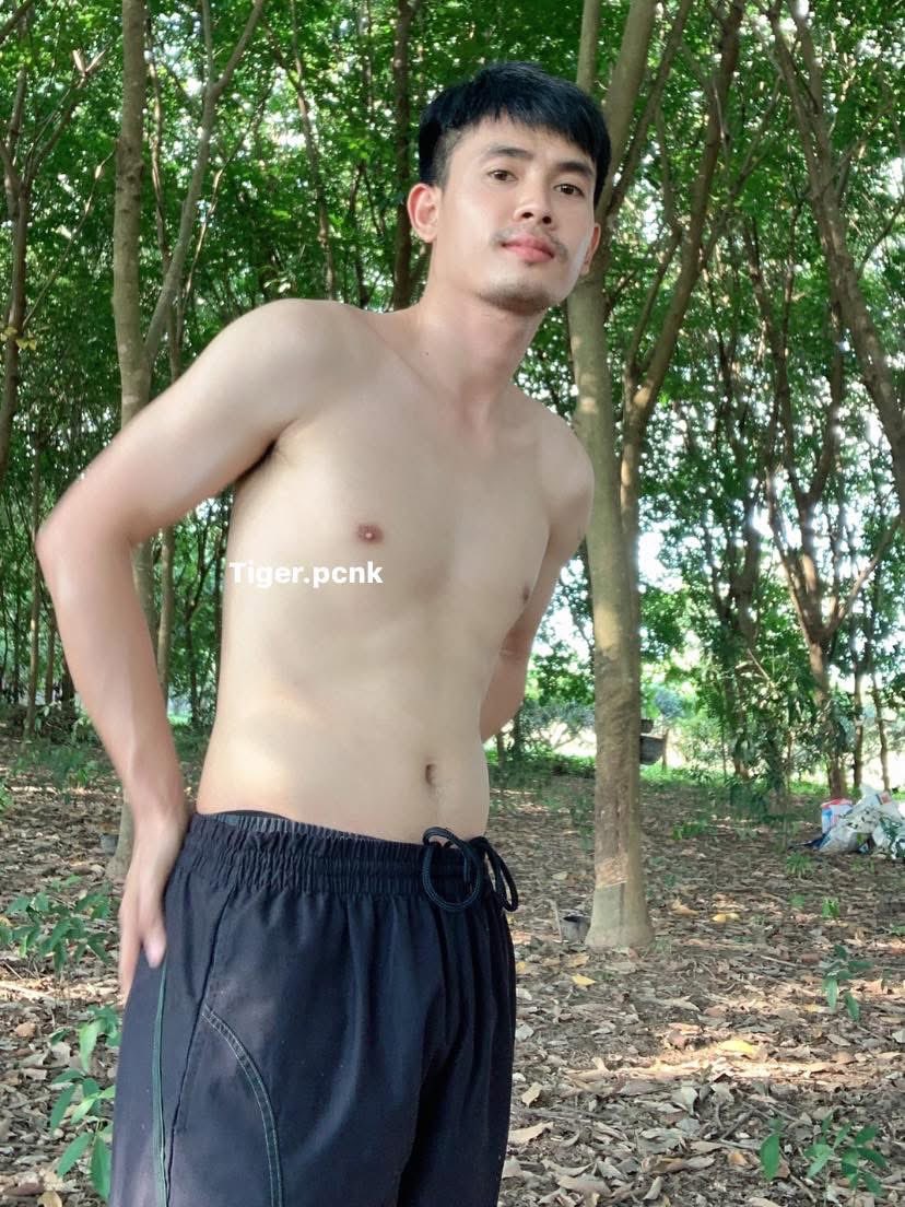 คนหล่อหาที่ไหนก็มี แต่…คนเซ็กส์ดีมาหาที่พี่ได้นะจ๊ะน้อง🤪😆