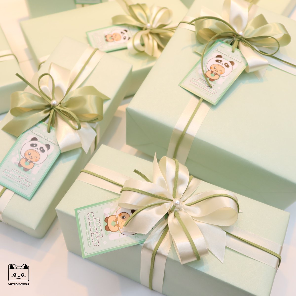 MiyeonChina's tweet image. ぴྀི ̥> . ʚ̴̶̷̷ ིྀ♡
🐰🪽🎀🌹🚗☁️🎈🎂
𝟐𝟎𝟐𝟓 𝐌𝐈𝐘𝐄𝐎𝐍 𝐁𝐈𝐑𝐓𝐇𝐃𝐀𝐘 𝐄𝐕𝐄𝐍𝐓
미연이 생일 선물 방금전 큐브 스태프에게 전달 하였습니다.
중국 팬들의 변치않은 응원에 힘입어 행복한 생일을 보냈으면 좋겠습니다.
#미연 #MIYEON
#여자아이들 #GIDLE