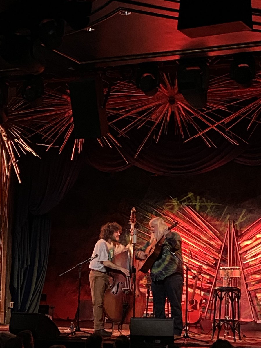 TheMusicNeverStopped tweet media