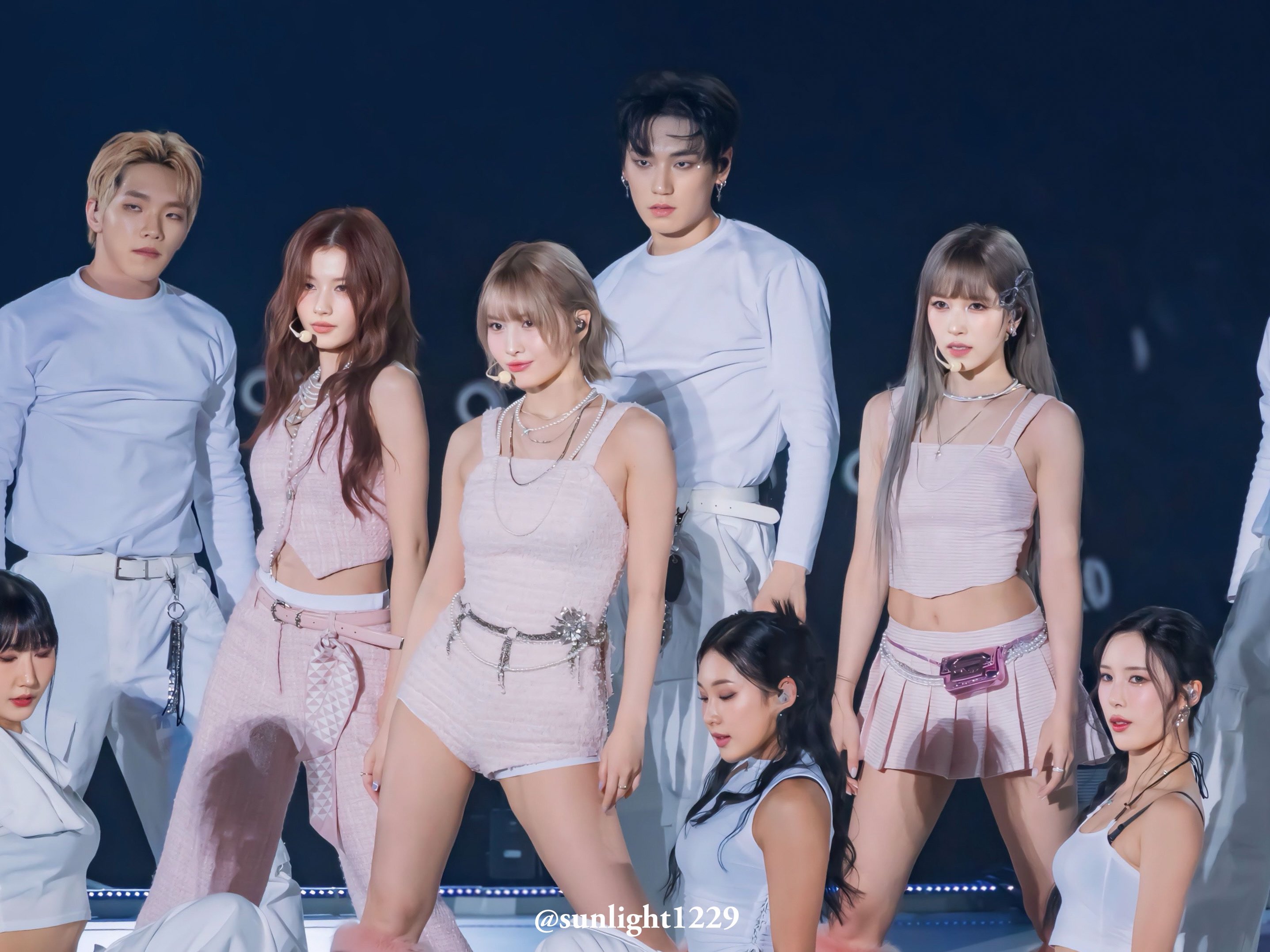 MISAMO フォト 190924] Momo's promotional photos for MISAMO JAPAN 2nd MINI