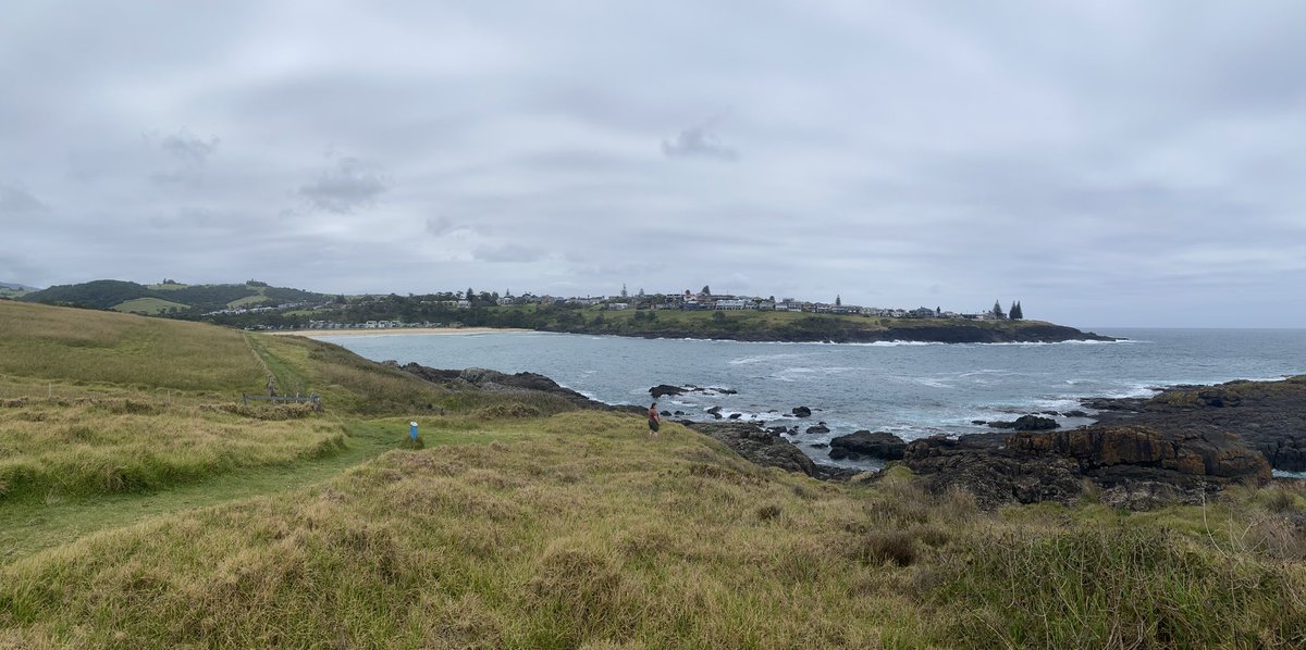 p_terg's tweet image. #NotFacebook #Latergram #5/4 Easts Beach from Lovell’s Point, South Kiama
