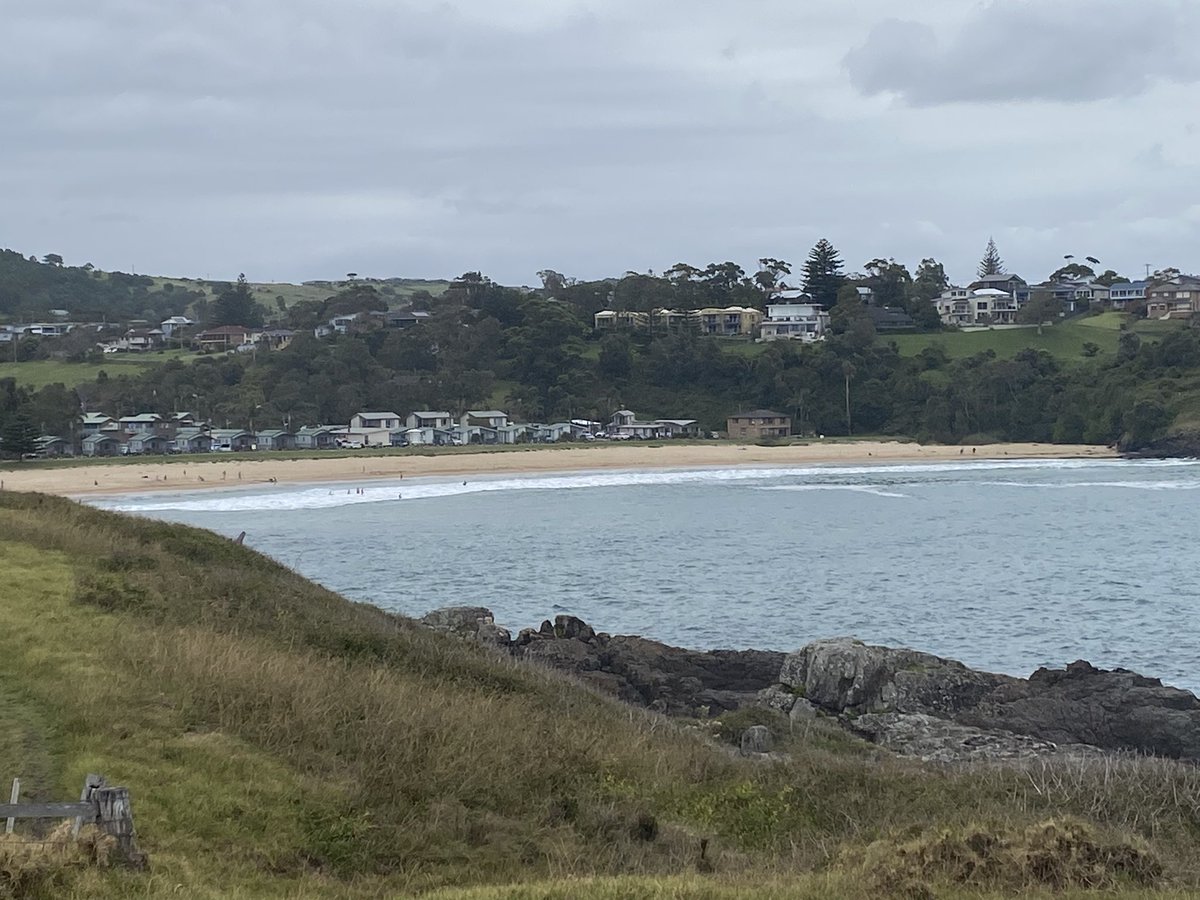 p_terg's tweet image. #NotFacebook #Latergram #5/4 Easts Beach from Lovell’s Point, South Kiama