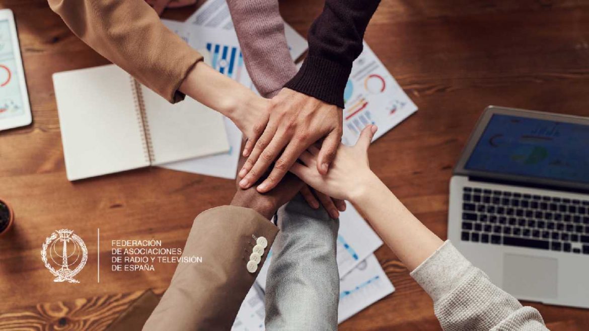 Descuentos en ocio, viajes, moda, comercio, salud ¡Descubre las ventajas de asociarse a la Federación ARTVE! 

federacionartv.com/descubre-las-v…