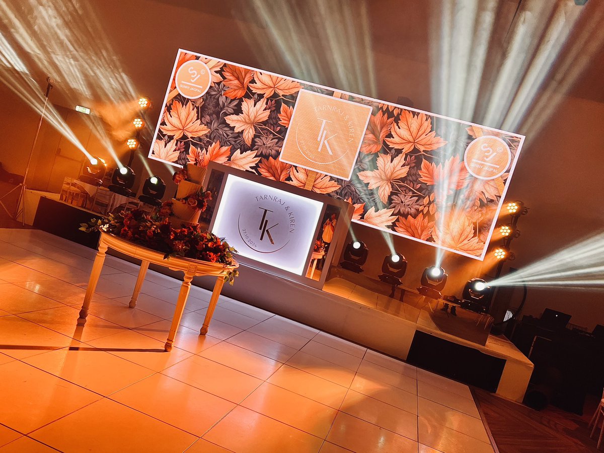 The Wedding of Tarnraj &amp; Kiren @ The Alrewas Hayes - Staffordshire ⁣⁣⁣
⁣⁣⁣⁣⁣⁣⁣⁣⁣⁣⁣
The Sunny Jagpal Experience For Bookings &amp; Info: SunnyJagpal.com ⁣⁣⁣⁣⁣⁣⁣⁣⁣
⁣⁣⁣⁣⁣⁣⁣⁣⁣⁣⁣⁣⁣⁣⁣⁣⁣
#SunnyJagpal #AsianWeddingDJ #SunnyJagpalEntertainments