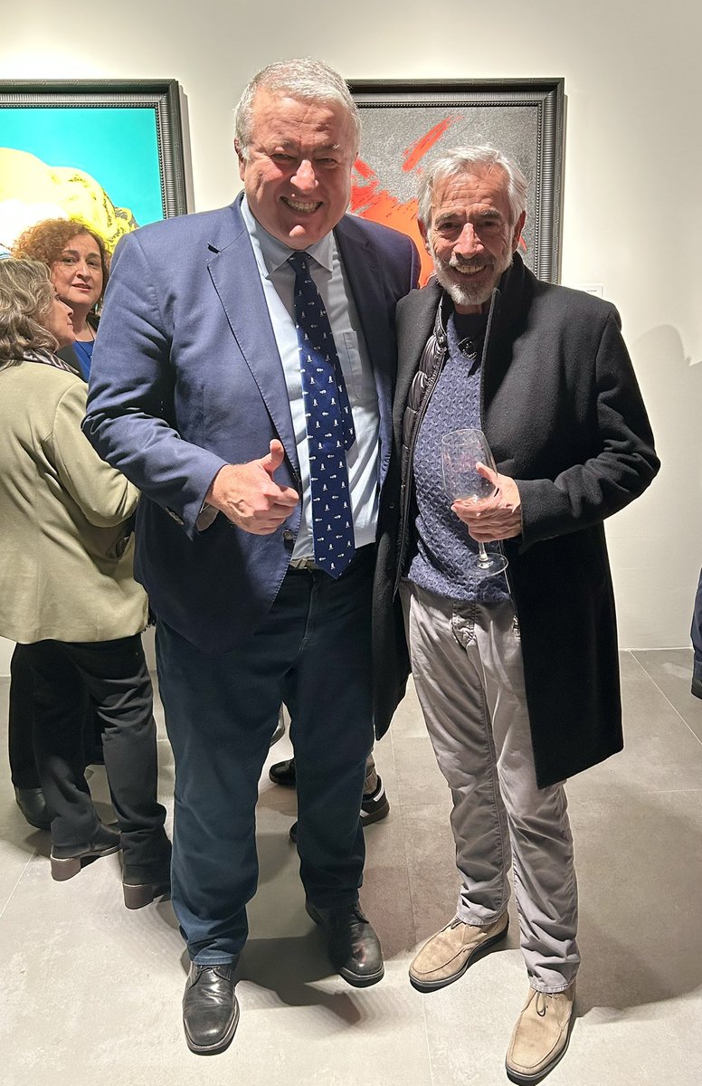 Formidable presentación de la #GranCartagena gastronómica ayer en #Madrid en la galería <a href="/la_chrome/">LaChrome®️</a> de nuestro paisano <a href="/andres_fdz/">Andrés Fernández</a>, con la asistencia de lo mejor a nivel empresarial, cultural y mediático de la capital. Enhorabuena una vez más a <a href="/NoeliaArroyoHer/">Noelia Arroyo</a>. Trabajo impecable.