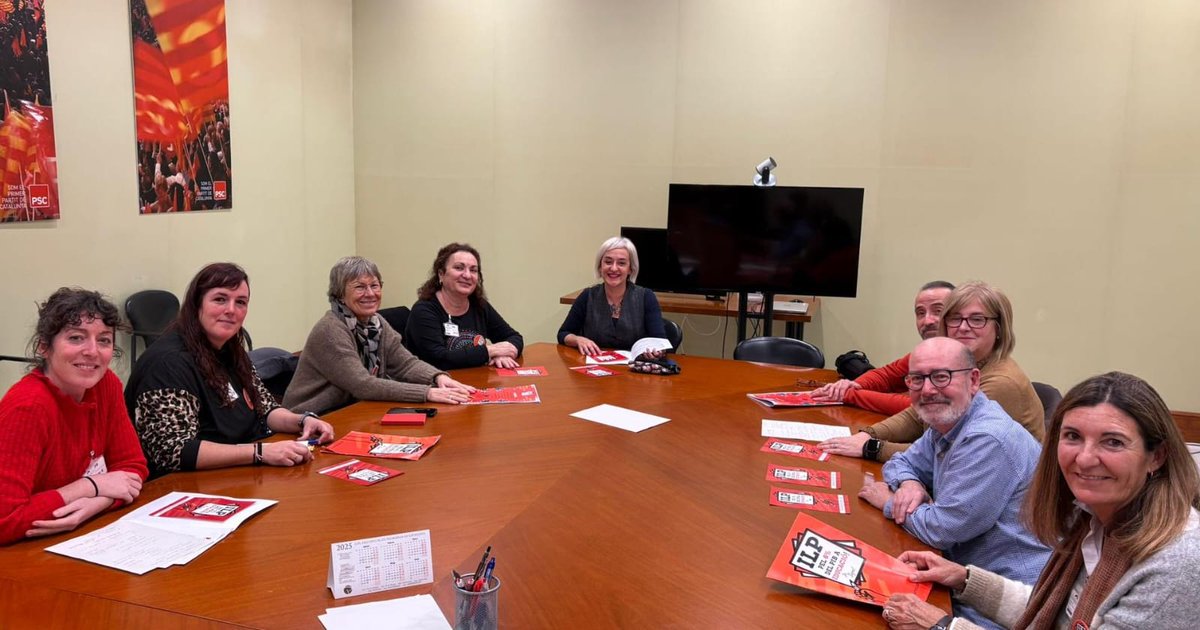 CCOOeducacio's tweet photo. La Plataforma de la #ILP del 6% ens hem reunit amb la diputada Gisela Navarro del @socialistes_cat

Li hem plantejat la necessitat de l'aprovació de la ILP per:

- educació inclusiva
- baixada ràtios
- priorització 0-6
- orientació
- Aules d'Acollida...

https://t.co/E9jjHYbtpy https://t.co/LbKVHfHhtO