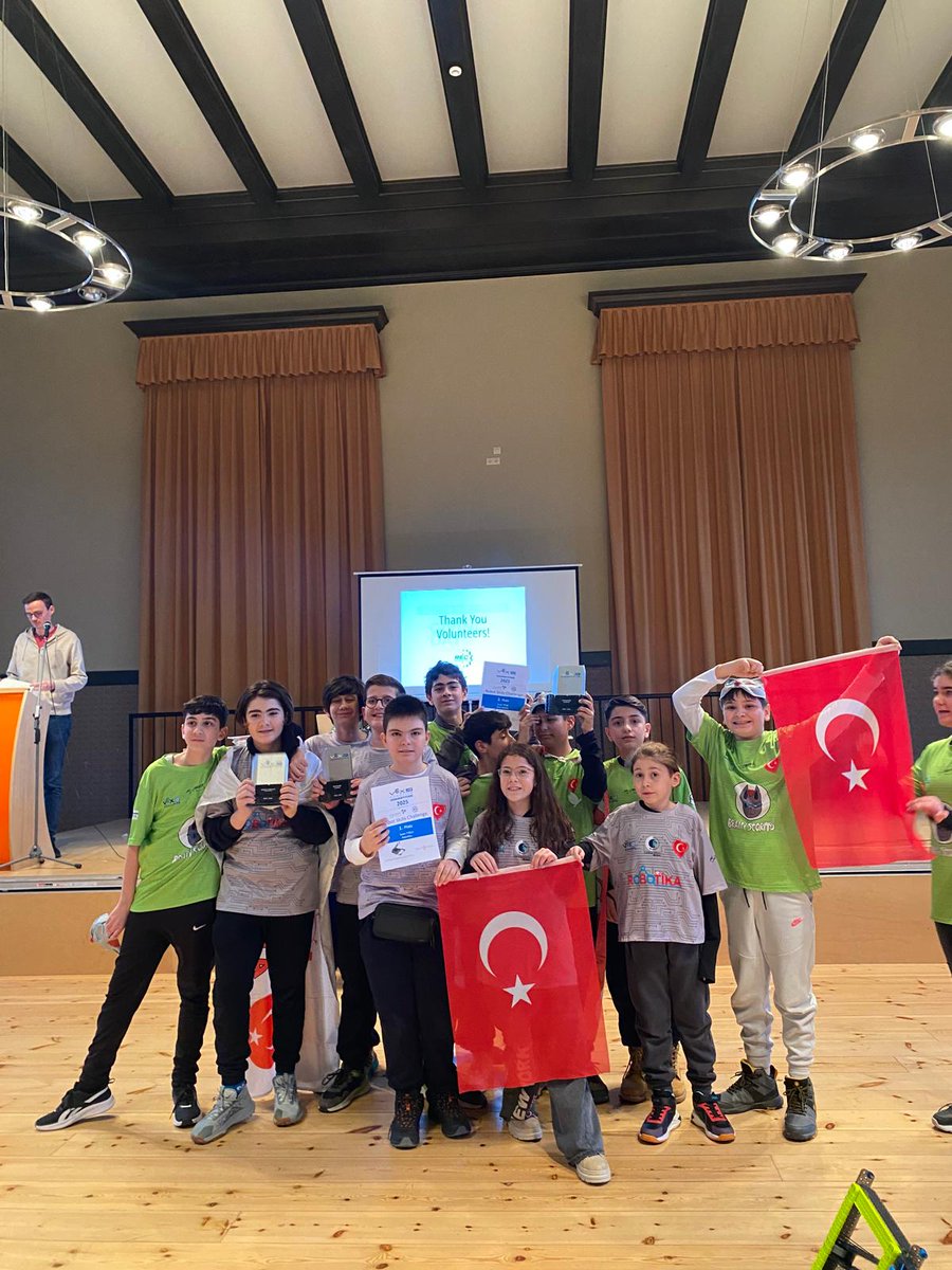 Orhangazi İlçe MEM (@orhangazimem) on Twitter photo Mehmet Akif Ersoy Ortaokulu Uluslararası Teknoloji Yarışmaları ve Projeleri Kulübü öğrencimiz, Berlin'de düzenlenen VEX IQ Robotics Competitions'da takım çalışması ve skills/otonom kategorilerinde birinciliği elde ederek toplamda iki ödül kazandı.
<a href="/bursailmem16/">Bursa İl Millî Eğitim Müdürlüğü</a>
<a href="/Alireisoglu34/">Dr. Ahmet ALİREİSOĞLU</a> Mehmet Akif Ersoy Ortaokulu Uluslararası Teknoloji Yarışmaları ve Projeleri Kulübü öğrencimiz, Berlin'de düzenlenen VEX IQ Robotics Competitions'da takım çalışması ve skills/otonom kategorilerinde birinciliği elde ederek toplamda iki ödül kazandı.
<a href="/bursailmem16/">Bursa İl Millî Eğitim Müdürlüğü</a>
<a href="/Alireisoglu34/">Dr. Ahmet ALİREİSOĞLU</a>
