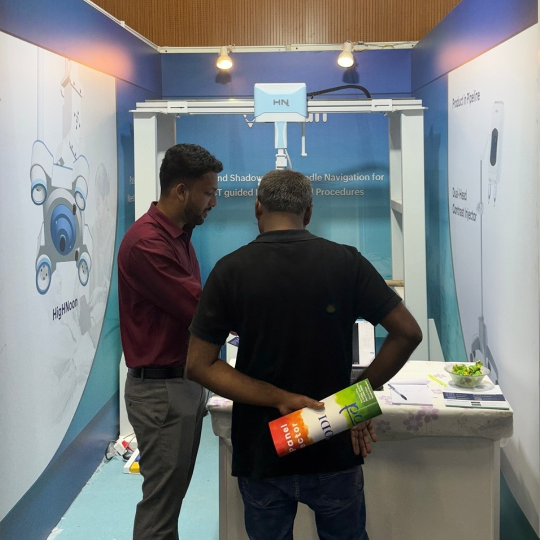 vTitan_Corp's tweet photo. Morning session at #AOCR2025 is buzzing with energy!
Dive into the future of healthcare as we unveil our advanced light and shadow tech, making needle interventions more precise and improving patient outcomes. Join Us!
#vTitan #HigHNoon #Radiology #CTMachine #CT #MedicalTechnology #NeedlePositioning #Expo #ChennaiTradeCenter @aocr2025 @AosrOfficial @IRIA79507701