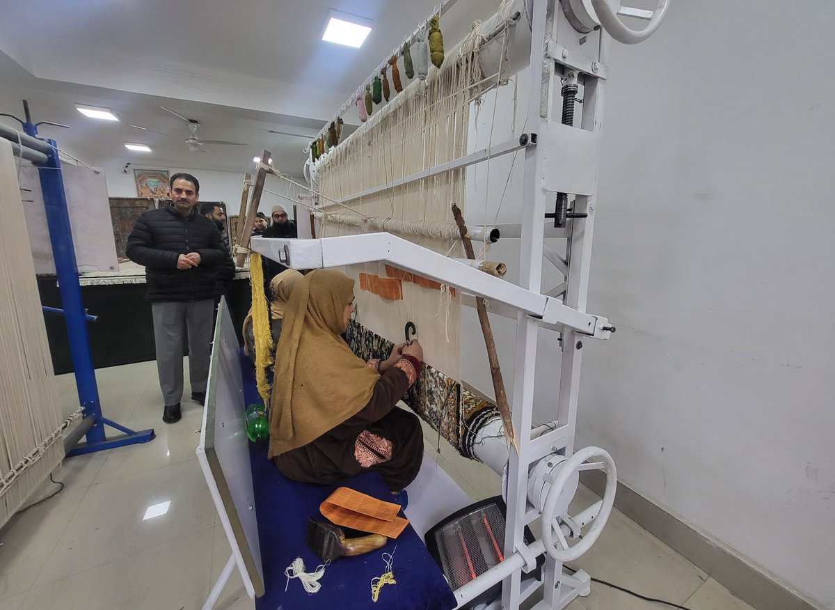 Mussarat Zia (@mussarat_zia) on Twitter photo After tests and trials, #IICT has developed a new modified steel carpet loom (right) with better seating arrangement for our highly skilled weavers. Our endeavour is to gradually phase out old wooden looms (left).
<a href="/diprjk/">Information & PR, J&K</a> <a href="/dohhkmr/">Department of Handicrafts & Handloom, Kashmir</a> <a href="/handicraftsdc/">DC(Handicrafts)</a> After tests and trials, #IICT has developed a new modified steel carpet loom (right) with better seating arrangement for our highly skilled weavers. Our endeavour is to gradually phase out old wooden looms (left).
<a href="/diprjk/">Information & PR, J&K</a> <a href="/dohhkmr/">Department of Handicrafts & Handloom, Kashmir</a> <a href="/handicraftsdc/">DC(Handicrafts)</a>