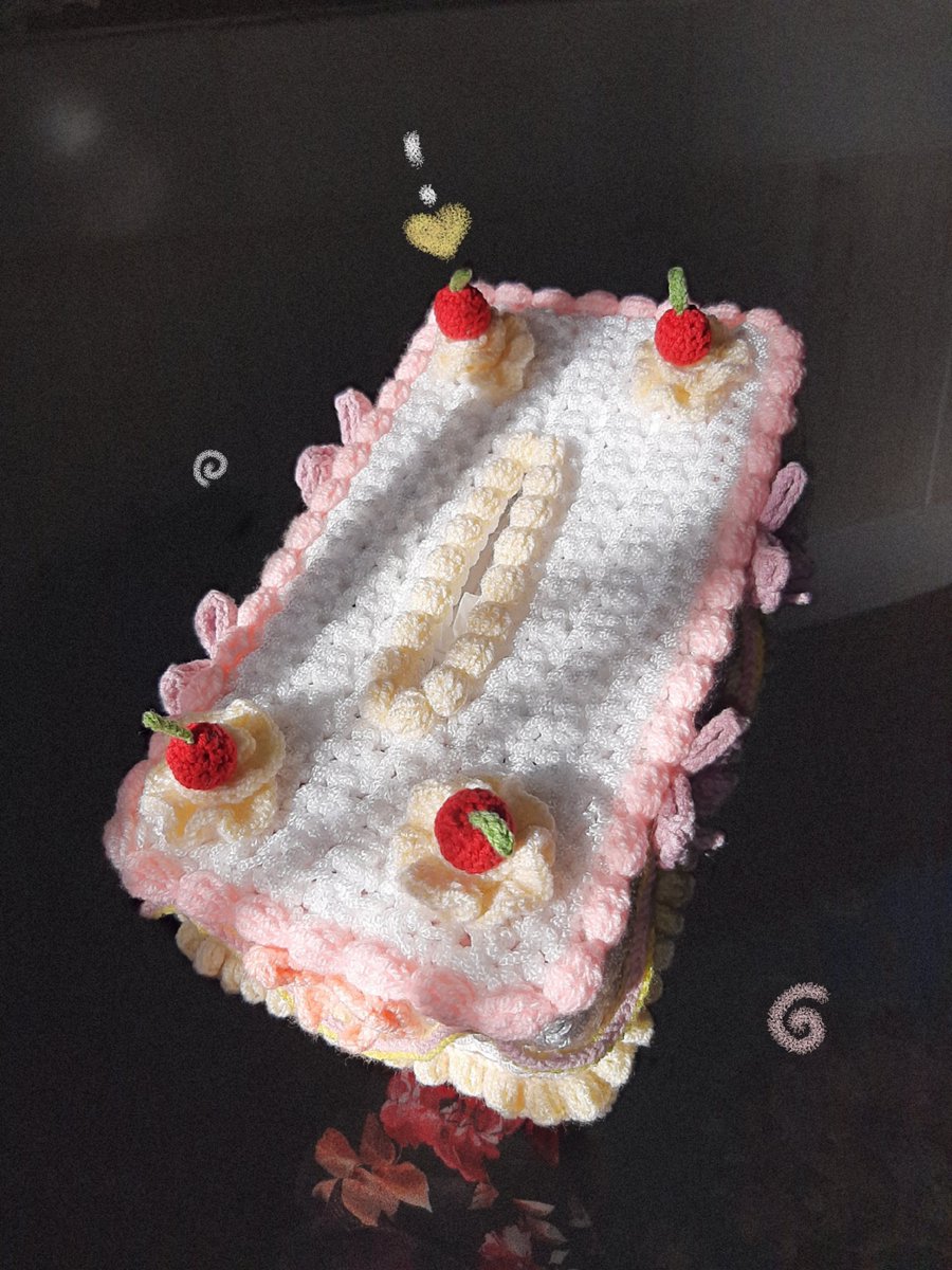 tahi_999's tweet image. عکسارو باز کنید و لذت ببرید 🎂🌱.