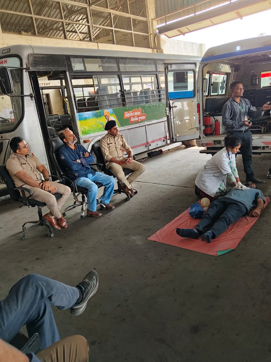 Dm Mehsana Gsrtc tweet media