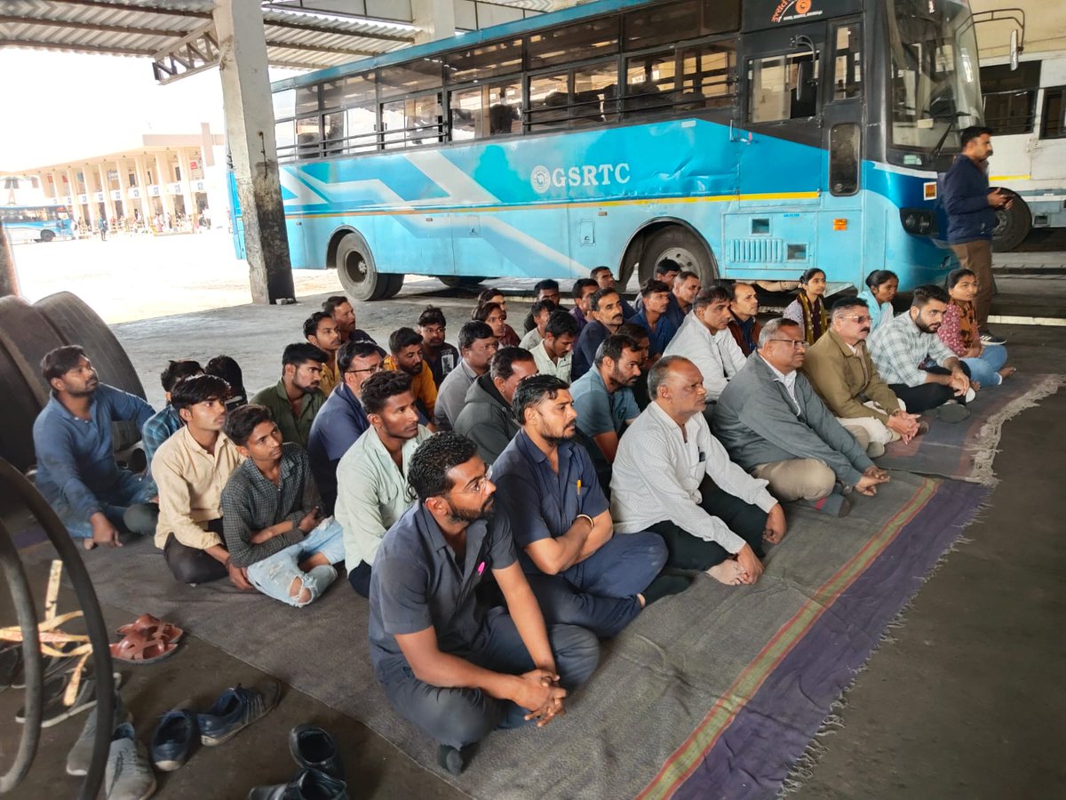 Dm Mehsana Gsrtc tweet media