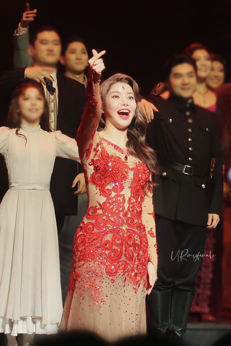 250122 마타하리 커튼콜 
#마마무 #솔라 #김용선 #mamamoo #solar #KIMYONGSUN