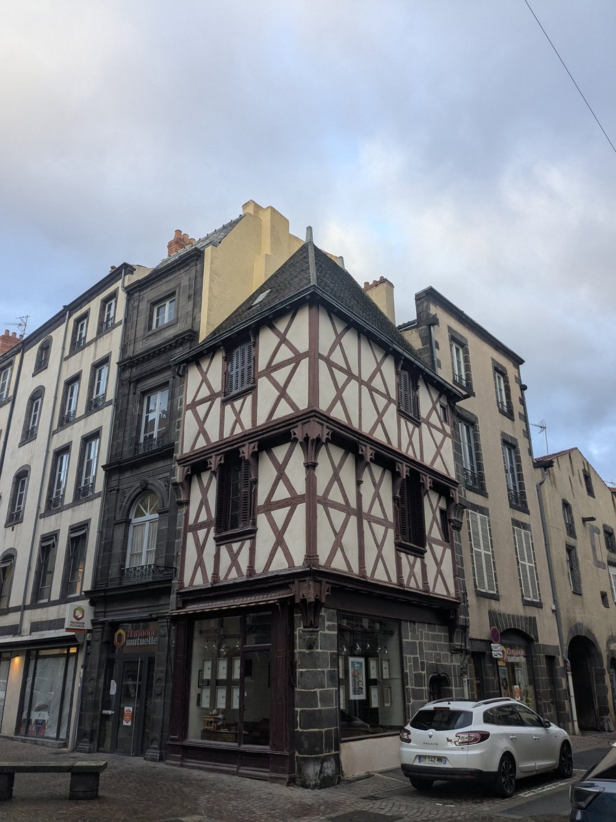 La dernière maison à pans de bois de Riom.