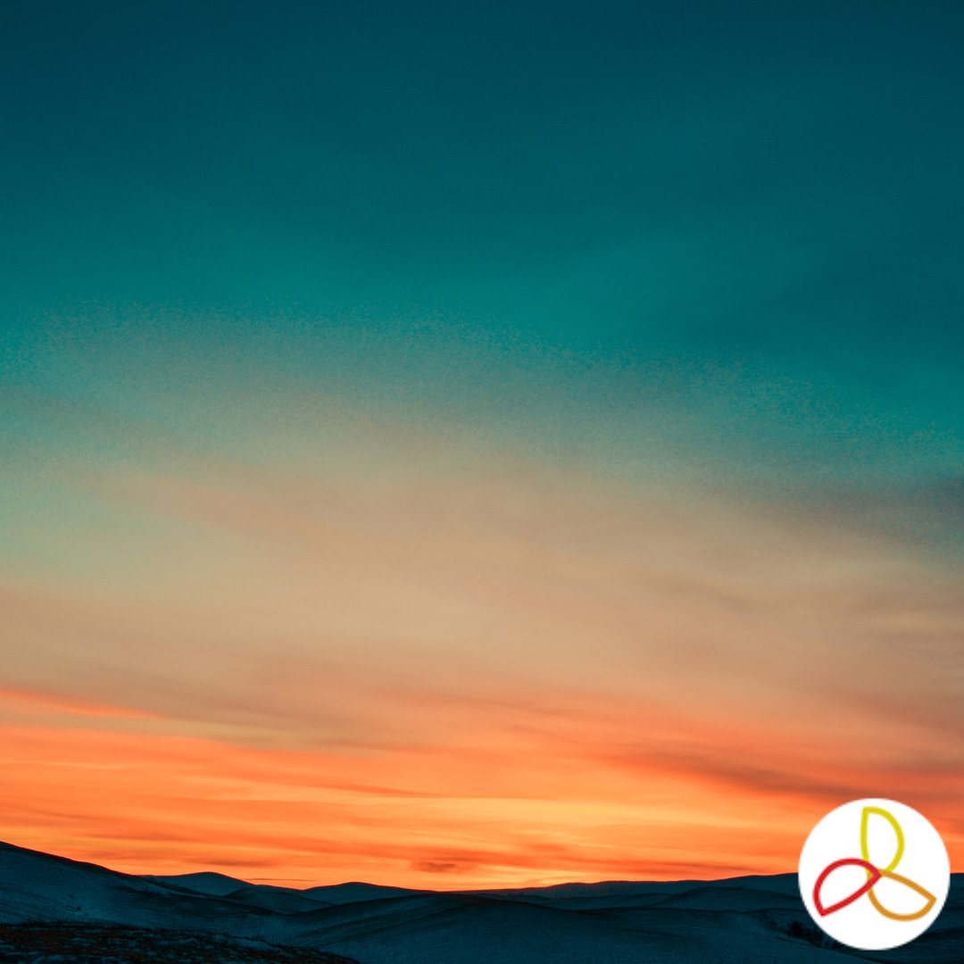 DesireDecideDev's tweet photo. The sky takes on shades of orange during sunrise and sunset, the colour that gives you hope that the sun will set only to rise again. https://t.co/AjyPg4pGtm