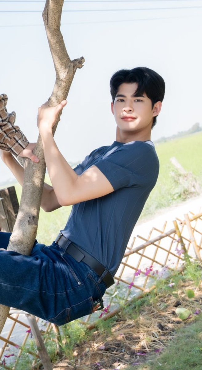 TUTa0218's tweet photo. ทั้งพี่ ทั้งน้อง 🤣😅😂
ออกจากรูปนี้ไม่ได้เลย อยากดูแล้ว

#SweetToothGoodDentist #STGD 
#mmarkpkk #ohmtpk : #markohm https://t.co/U3Dm8SNiKD