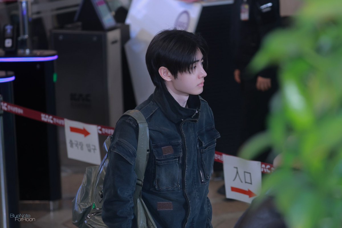 250123
#엔하이픈 #ENHYPEN 
 #성훈 #SUNGHOON