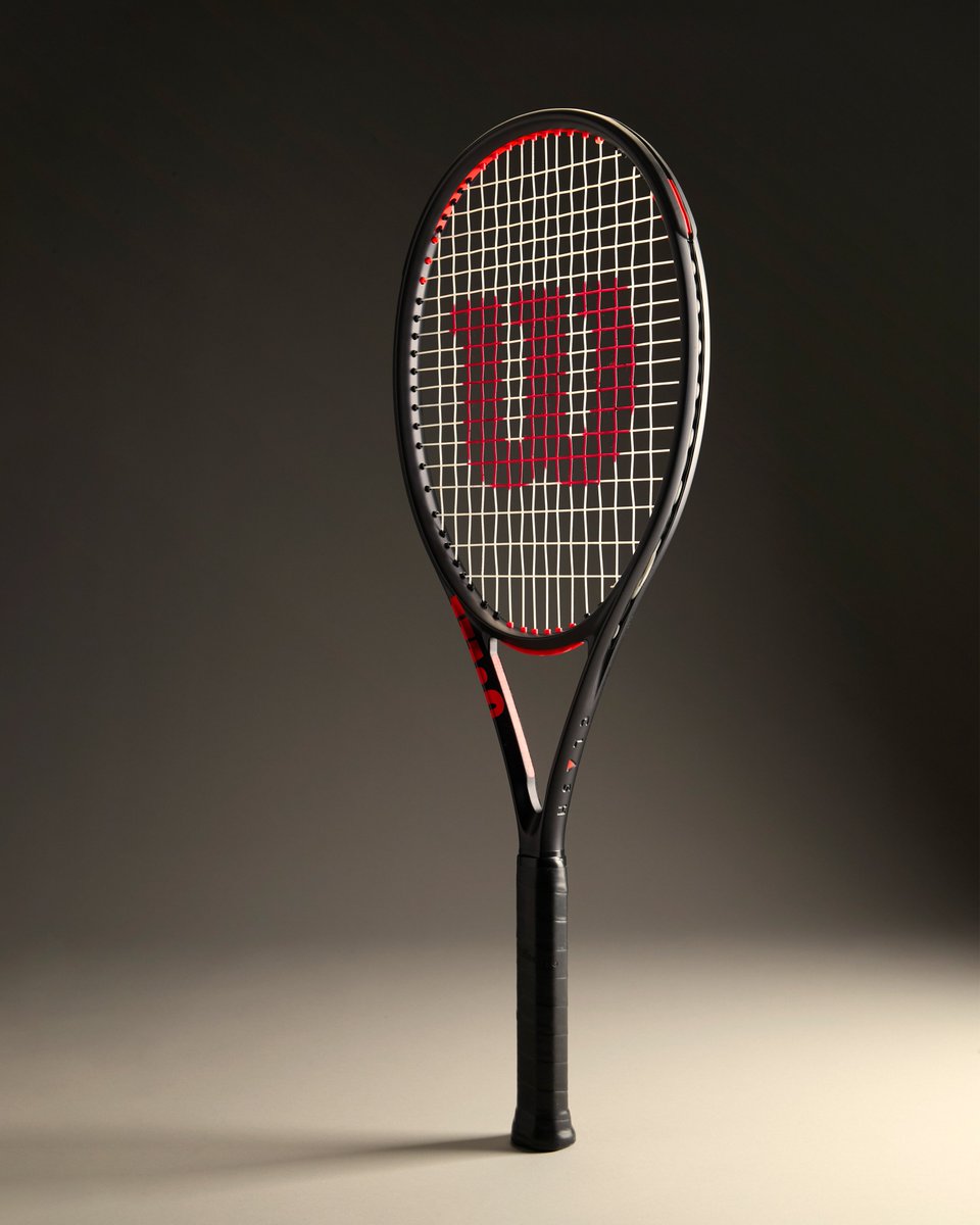 wilsontennisjp's tweet photo. CLASHらしいスマートで存在感のあるデザイン🔺

https://t.co/JURlclFDGQ https://t.co/WJqZyrQMAh