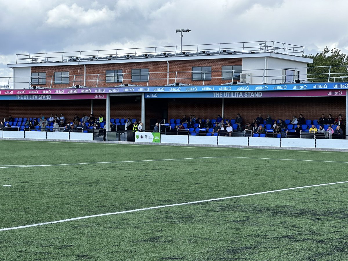 IsthmianLeague's tweet photo. https://t.co/Ht0AMHKY2t Martin back with the Moneys- and Ani also makes a move
Pompey starlet Ciaran Martin returns to Moneyfields, alongside teammate Michael Ani
#IsthmianLeague #PitchingIn #Moneyfields https://t.co/nfaUnkAn8P