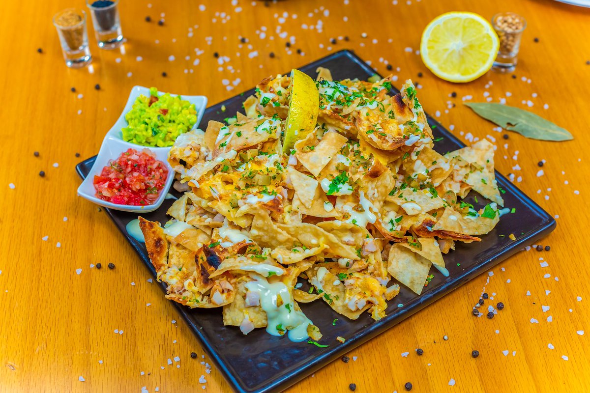 KEG_Coppersmith's tweet photo. Not in the mood for a big meal? No problem. Our KEG Nachos are just what you need—light, flavorful and even better with a cold drink. Snack time, sorted! 👌🏽 https://t.co/cyRnu7yjO8