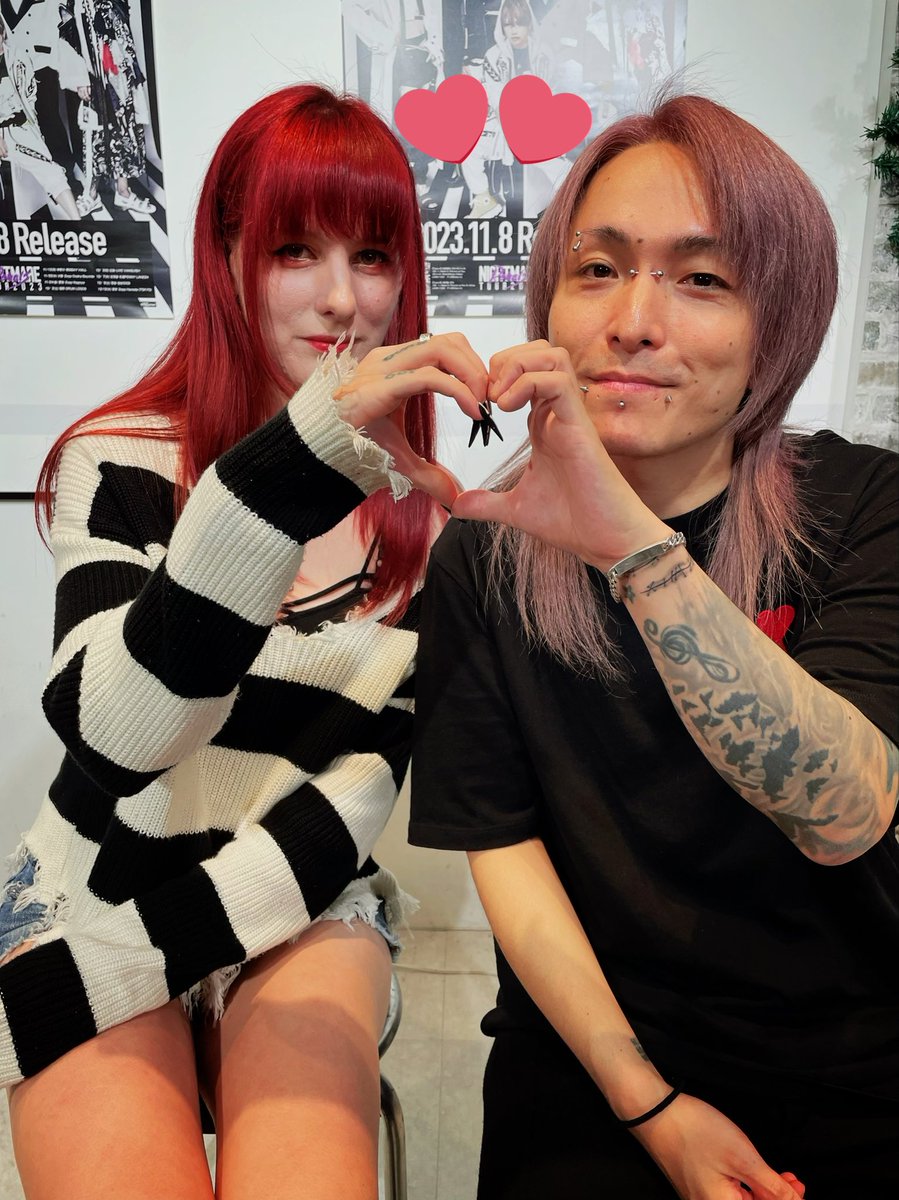 chocostxr's tweet photo. ヨーロッパのツアーで柩さんのライブ動画とか沢山見れる！嬉しい🥹
早く会いたいな💕

この写真2年前撮ったやつだけど、酒焼けの声聞いた後「飲み過ぎの注意ね」って言われた🥲

声が元々ハスキーだから飲まなくてもまた言われそうw https://t.co/OP5uEH9tMy