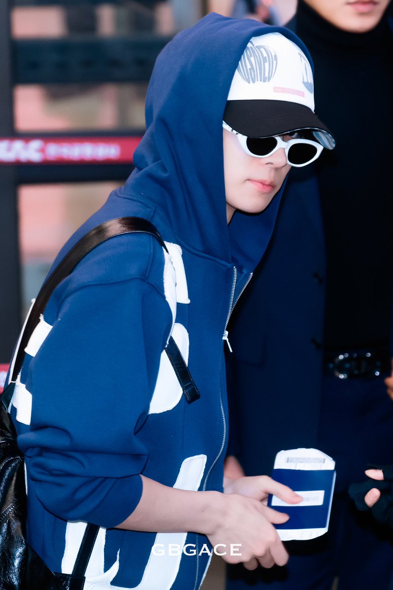 250123 GMP✈️

#ENHYPEN #HEESEUNG #희승