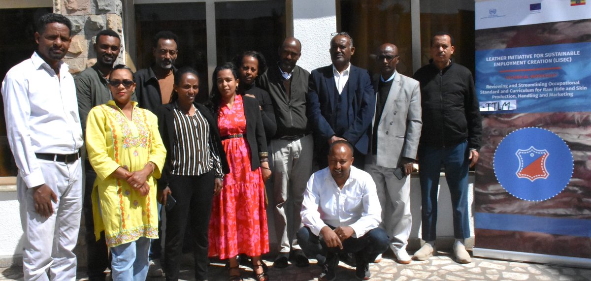 UNIDO_Ethiopia's tweet photo. 🇪🇹
Following the review of the occupational standard and curriculum, experts from the leather industry convened to develop teaching, training & learning manuals for the occupational standard of hides and skins production and marketing.
Funded by @EUinEthiopia
#leathervaluechain https://t.co/yRfT0Vpc9x