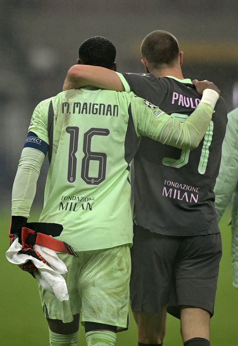 PavlovicS_31's tweet image. ❤️ @mmseize @acmilan