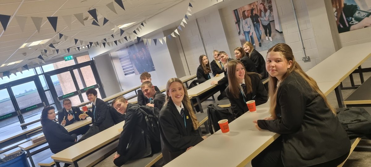🥳🥳🥐🥐☕️🍵

This morning over 30 Y10 students enjoyed a celebration breakfast for their exceptional investment in learning cycle 1.

#celebration #rewards