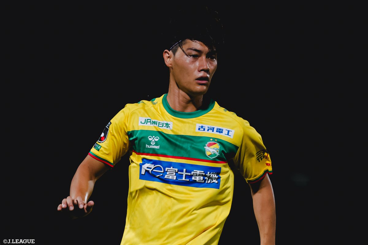 J_League's tweet photo. 明日開催！
第103回全国高校サッカー選手権 決勝🏆️
#前橋育英 vs #流通経済大柏

両校は第96回大会決勝で対戦💥
当時の前橋育英高校のメンバーで、現在Ｊリーグでプレーしている選手をピックアップ！✅️

渡邊泰基（横浜FM）
田部井涼（岡山）
飯島陸（甲府）
松田陸（千葉）

#高校サッカー https://t.co/5nh4HZJ65S