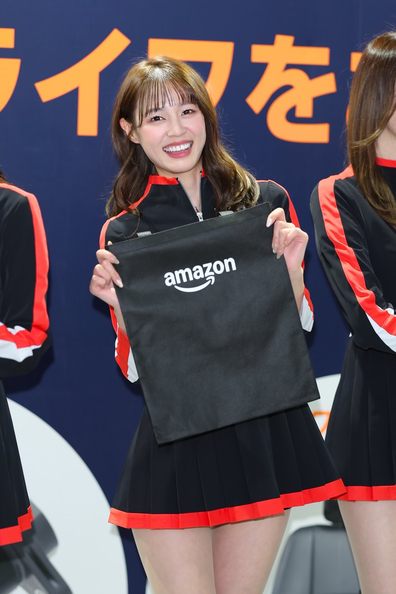 eddy_oppa's tweet photo. 2025.1.11 東京オートサロン

橘 香恋さん ( @karen_du_ub )
上手に撮れなくてごめんなさい<(_ _)>

#TAS2025
#橘香恋
#AClass https://t.co/n0B9nx7Hfq