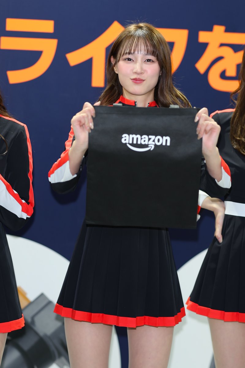 eddy_oppa's tweet photo. 2025.1.11 東京オートサロン

橘 香恋さん ( @karen_du_ub )
上手に撮れなくてごめんなさい<(_ _)>

#TAS2025
#橘香恋
#AClass https://t.co/n0B9nx7Hfq