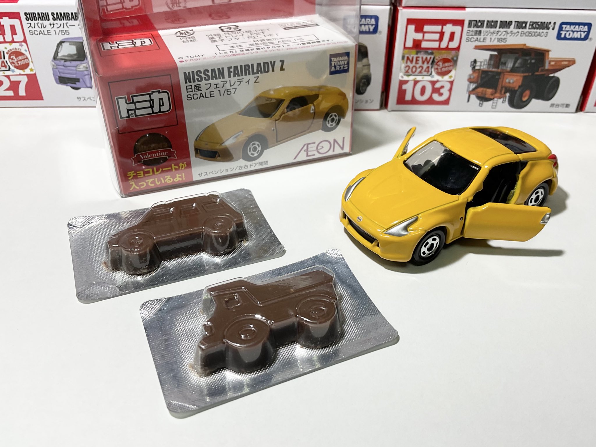 トミカ付きチョコ 2022 カートン売り 12台 トミカ付きチョコ 2022