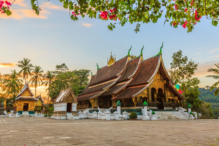 ▼▼ Luang Pra Bang was recognized as a UNESCO World Heritage Site in 1995. 
☛☛ Our website: luxurytravelvietnam.com 

#luxurytravel #LuxurytravelLaos #Luangprabang #travelLuangprabang
