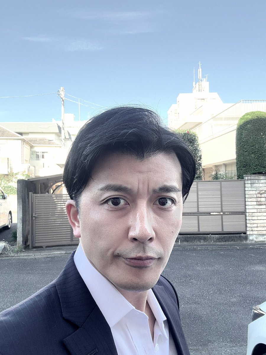 kenichi_ugajin's tweet photo. 【40歳から夢を追う男の俳優日記 vol.31】

昨年末決定した、
ドラマのレ��ュラーキャストの撮影が終了しました！
寒い日も多かったけど、
一緒のチームのレギュラーキャストと最高に楽しい現場を経験できました！
終わっちゃった寂しさもあるけど、
放送が楽しみです😊

#現役会社員俳優 https://t.co/7vlA0kGQ4u