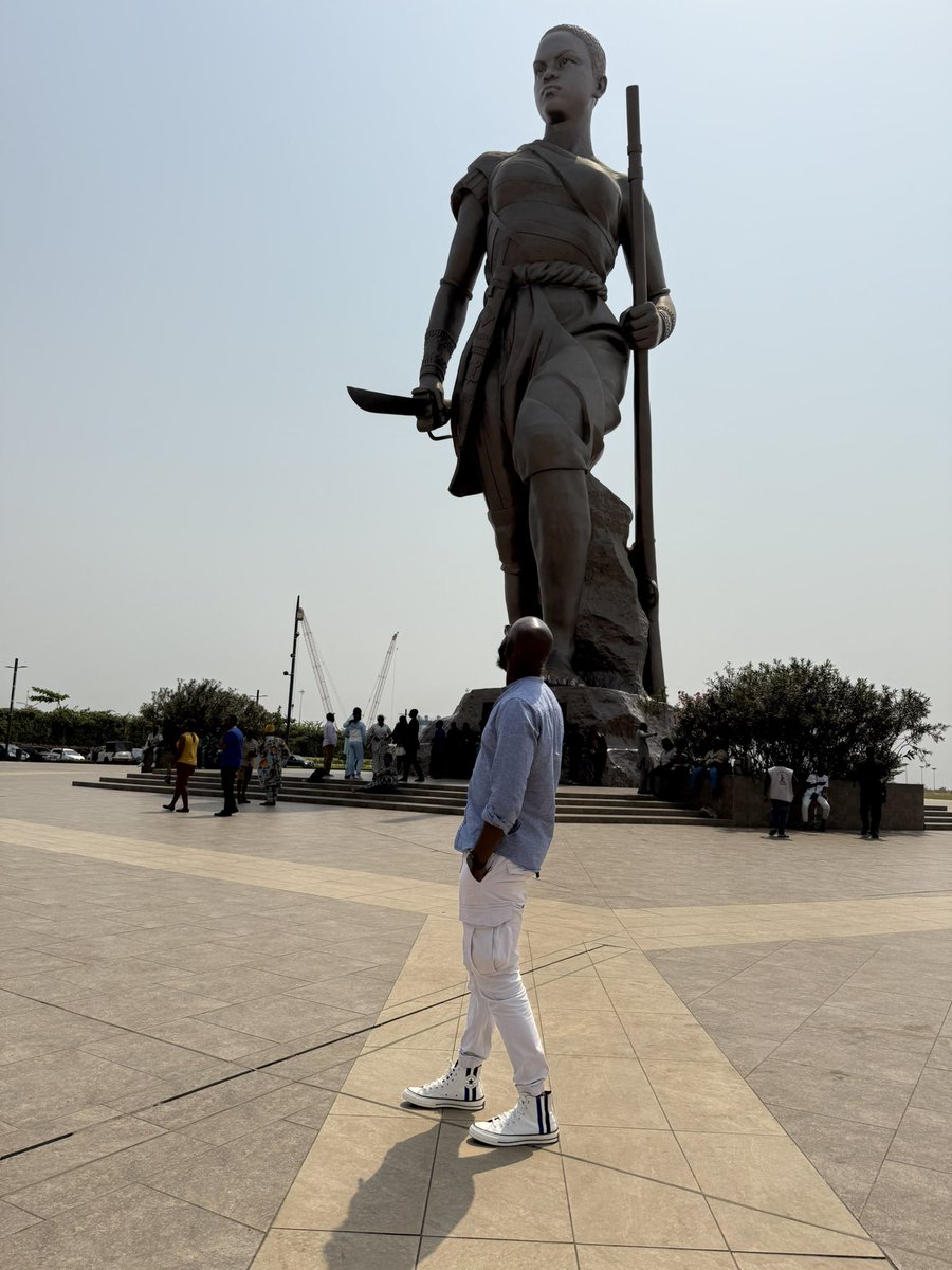 LarryMadowo's tweet photo. Good afternoon from Cotonou, Benin 🇧🇯 - Africa’s greatest city? https://t.co/wv3T1lUYdN