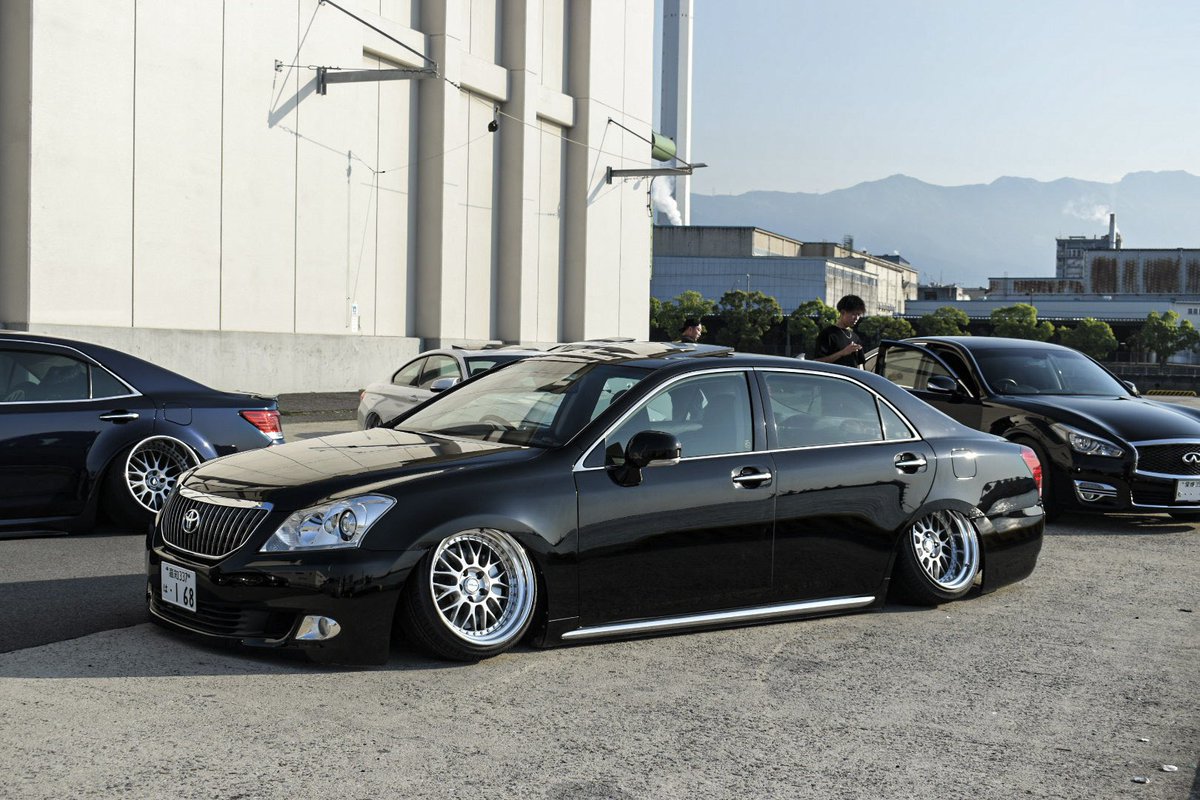 ずー tweet media