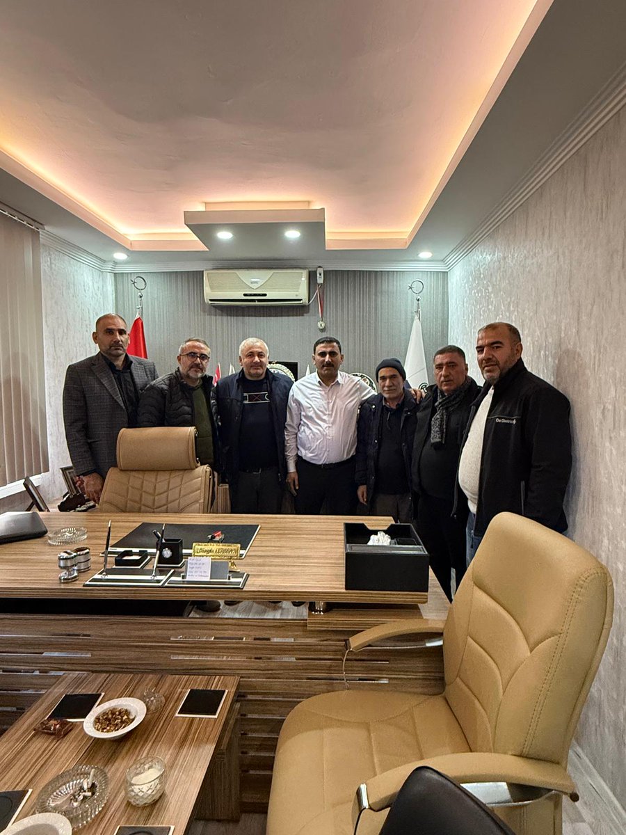 Kıymetli hemşerilerimiz Güneydoğu Pompa sahipleri Şaban Altunova ve Hasan Hüseyin Altunova'yı işyerlerinde hayırlı olsun ziyaretinde bulnduk. Başkanımıza yeni görevlernde başarılar diledik. Rabbim utandrmasın. 
<a href="/RTErdogan/">Recep Tayyip Erdoğan</a>
<a href="/fmfedaioglu/">Fatih Muhaddis FEDAİOĞLU</a>
<a href="/AKPartiG_Antep/">AK Parti Gaziantep</a>
<a href="/huseynaltunova/">Hasan Hüseyin Altunova</a> 
<a href="/sinanars_1/">Sinan Arslan</a>