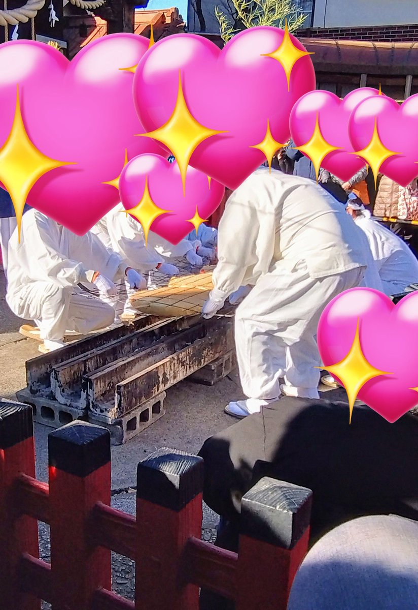 o2_t1r's tweet photo. @Shiro_cakepope みんなかわいい
伊勢崎初市および伊勢崎神社で上州焼きまんじゅう祭来場してきた。
焼きまんじゅうのサイズが巨大だった😀 https://t.co/9wDsD82f8a