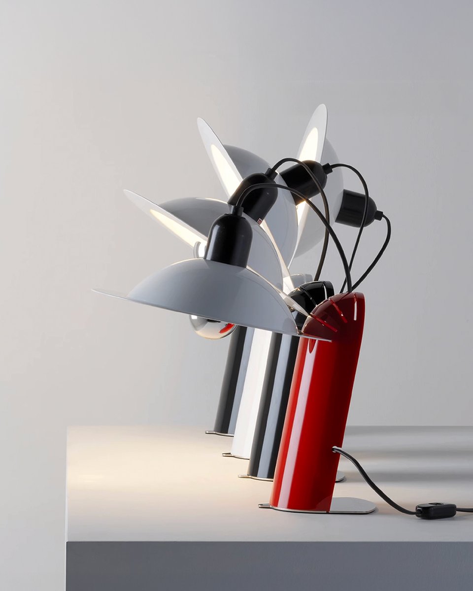 stillucestore's tweet image. Stilnovo Lampiatta la trovi ancora più scontata con i #WinterDays di Stilluce Store, sei tu a scegliere il tuo sconto! stilluce-store.it/?s=LAMPIATTA&amp;amp;p…
La Casa comincia dalla Luce.
#StilluceStore #SaldiInvernali #Saldi2025 #Stilnovo #StilnovoLighting #JonathanDePas #DUrbino #Lomazzi