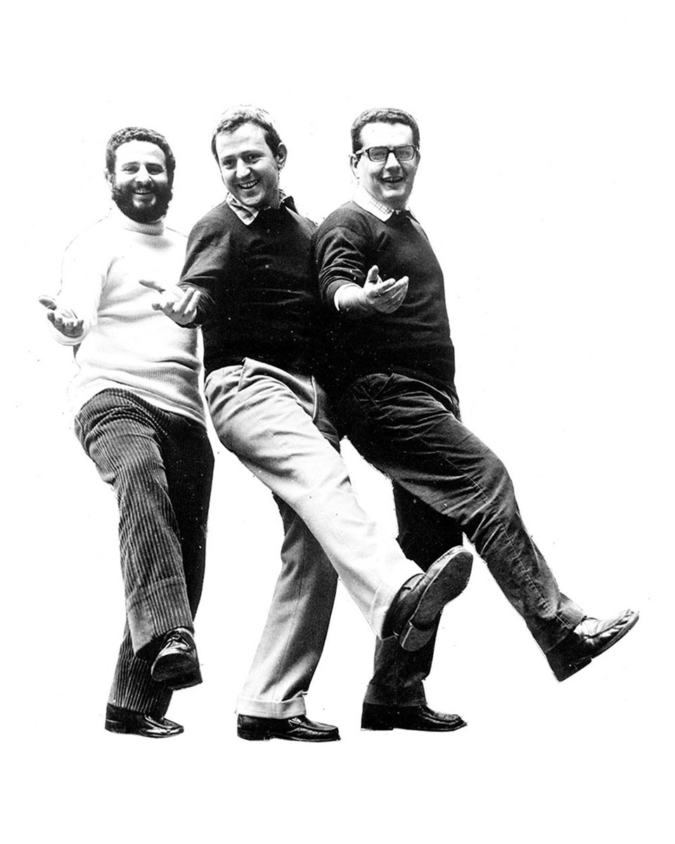 stillucestore's tweet image. Stilnovo Lampiatta la trovi ancora più scontata con i #WinterDays di Stilluce Store, sei tu a scegliere il tuo sconto! stilluce-store.it/?s=LAMPIATTA&amp;amp;p…
La Casa comincia dalla Luce.
#StilluceStore #SaldiInvernali #Saldi2025 #Stilnovo #StilnovoLighting #JonathanDePas #DUrbino #Lomazzi