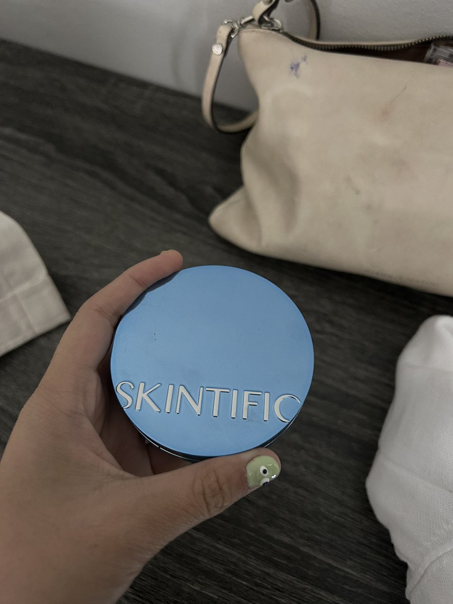 ikuyyk's tweet photo. ส่งต่อSkintific สี01w ลองใช้1ครั้งไม่ตรงสีผิว ยังไม่แกะฟิล์มที่กระจก (ไม่มีกล่องค่ะ) 300รวมส่ง นัดรับได้พระราม3 สาทร ช่องนนทรี สวนพลู
#skintific #ส่งต่อเครื่องสําอาง #ส่งต่อสกินเเคร์ #สกินแคร์ #คุชชั่น #ส่งต่อเครื่องสําอาง #ส่งต่อสกินเเคร์มือ2 #ส่งต่อเครื่องสําอางมือสอง https://t.co/h8l2CXfob5