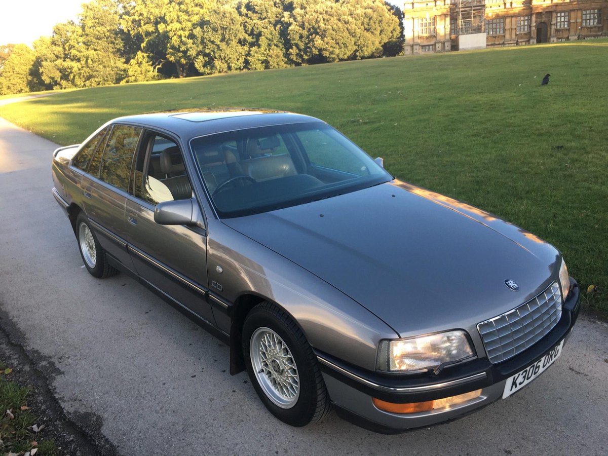 gsmales's tweet image. Saturday’s Autotrader spot is this 1993 Vauxhall Senator CD 3.0 24v Manual. From all the ‘mainstream’ manufacturers at the time, this was the closest to matching the German ‘premiums’. With a Dual Ram engine and 146 mph, it was a favourite with the police. #Vauxhall #ClassicCars