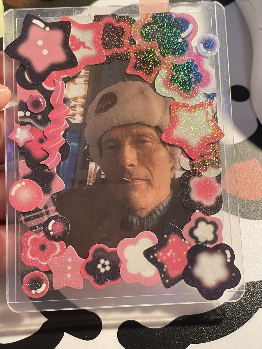 woobussy's tweet image. #madsmikkelsen #madsmikkelsentwt #cutedeco #toploader #kpoptwt #kawaii #cute #glitter