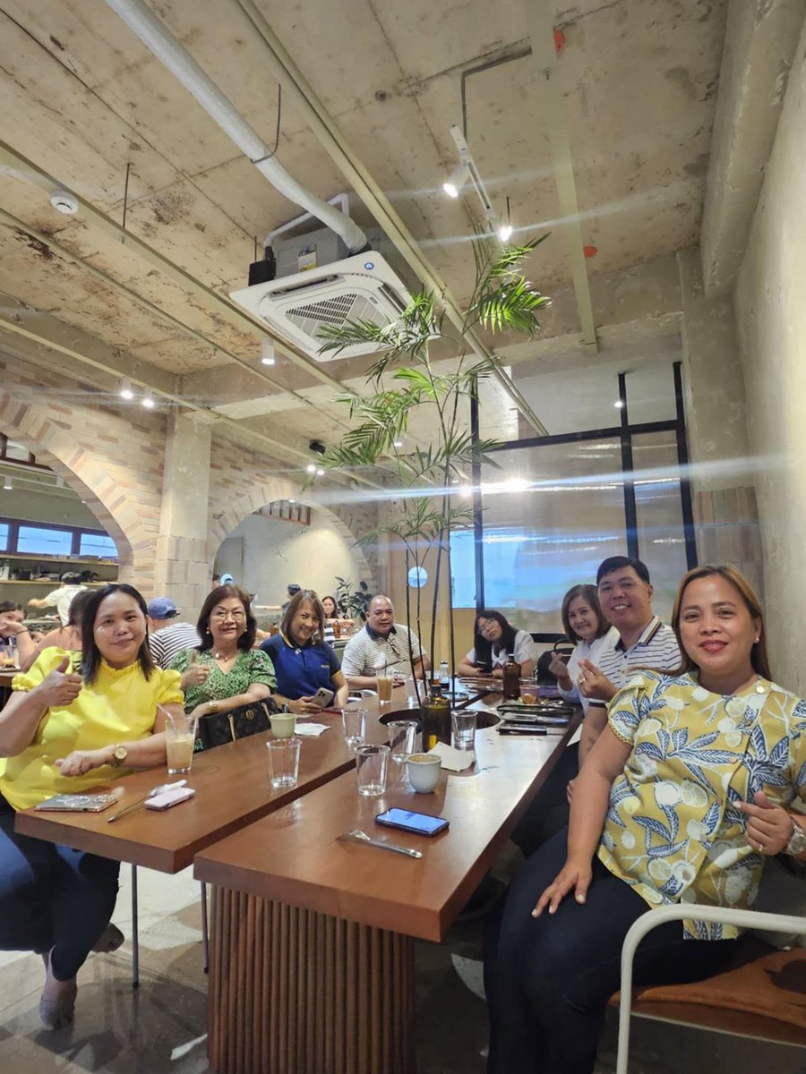 PaulogeerenP's tweet photo. Sun Life Grepa Financial Inc.
EV Region
Leader's Meeting
Together We Thrive:
Unity
Focus
Success in 2025
๐๐ซถ๐ซโ๏ธ๐
#SunLifeGrepa
#OneEasternVisayas
#ProtectingDreams
#SecuringBrighterFutures
#EVictory2025 https://t.co/mK9nD5BECI