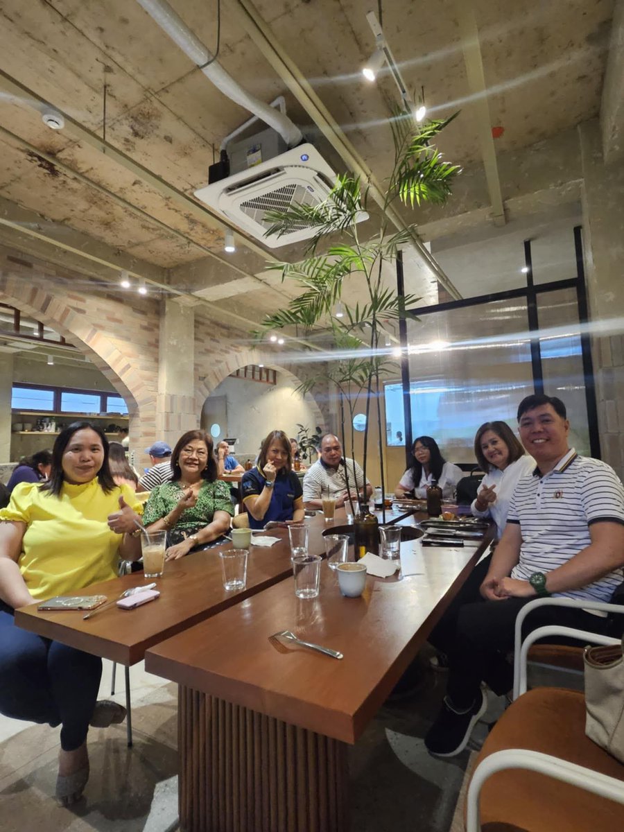 PaulogeerenP's tweet photo. Sun Life Grepa Financial Inc.
EV Region
Leader's Meeting
Together We Thrive:
Unity
Focus
Success in 2025
๐๐ซถ๐ซโ๏ธ๐
#SunLifeGrepa
#OneEasternVisayas
#ProtectingDreams
#SecuringBrighterFutures
#EVictory2025 https://t.co/mK9nD5BECI