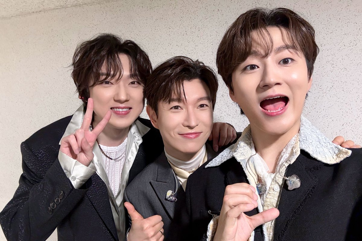 official_fore's tweet photo. [📸]

포레스텔라 2024 앵콜 콘서트
✦THE ILLUSIONIST✦ 

나에게 한없이 커다란 행복이었다고 말야

#포레스텔라 #Forestella 
#THE_ILLUSIONIST https://t.co/KOfXqwrkFs